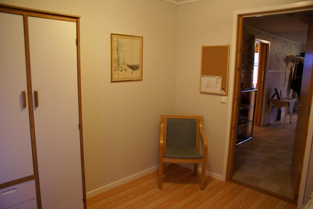 Mellangarden Hostel Vasterbykil Стая снимка