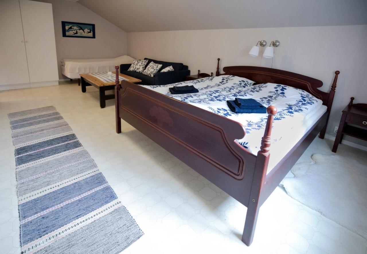 Mellangarden Hostel Vasterbykil Екстериор снимка