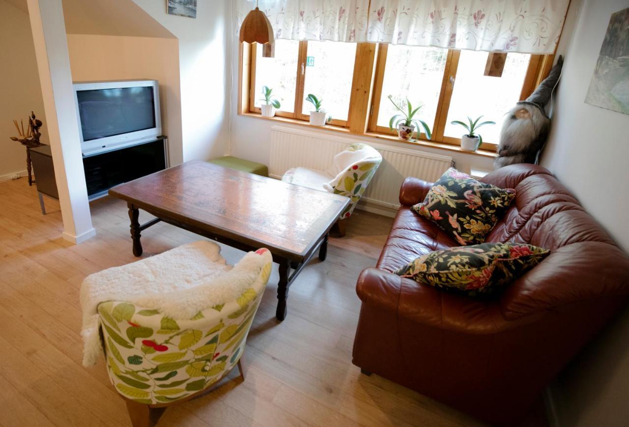 Mellangarden Hostel Vasterbykil Екстериор снимка