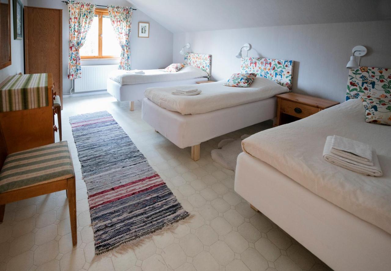 Mellangarden Hostel Vasterbykil Екстериор снимка