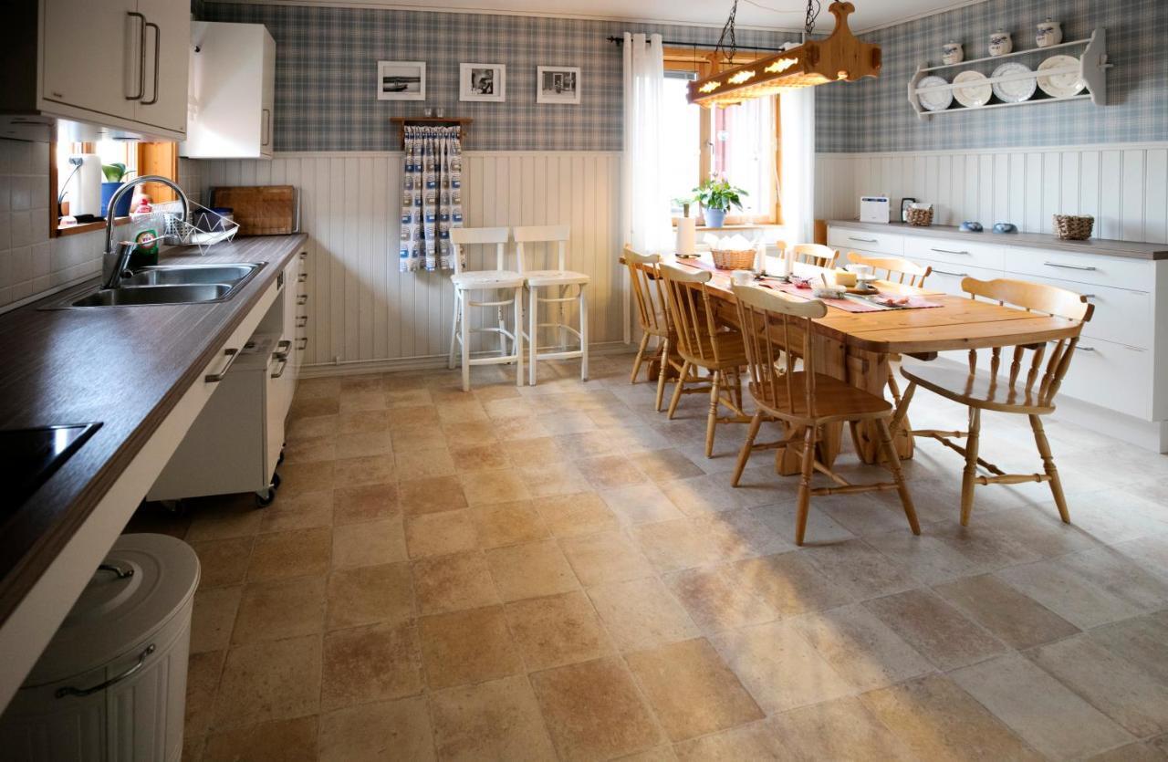 Mellangarden Hostel Vasterbykil Екстериор снимка